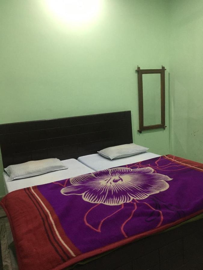 Hotel Vardaan Kankhal エクステリア 写真