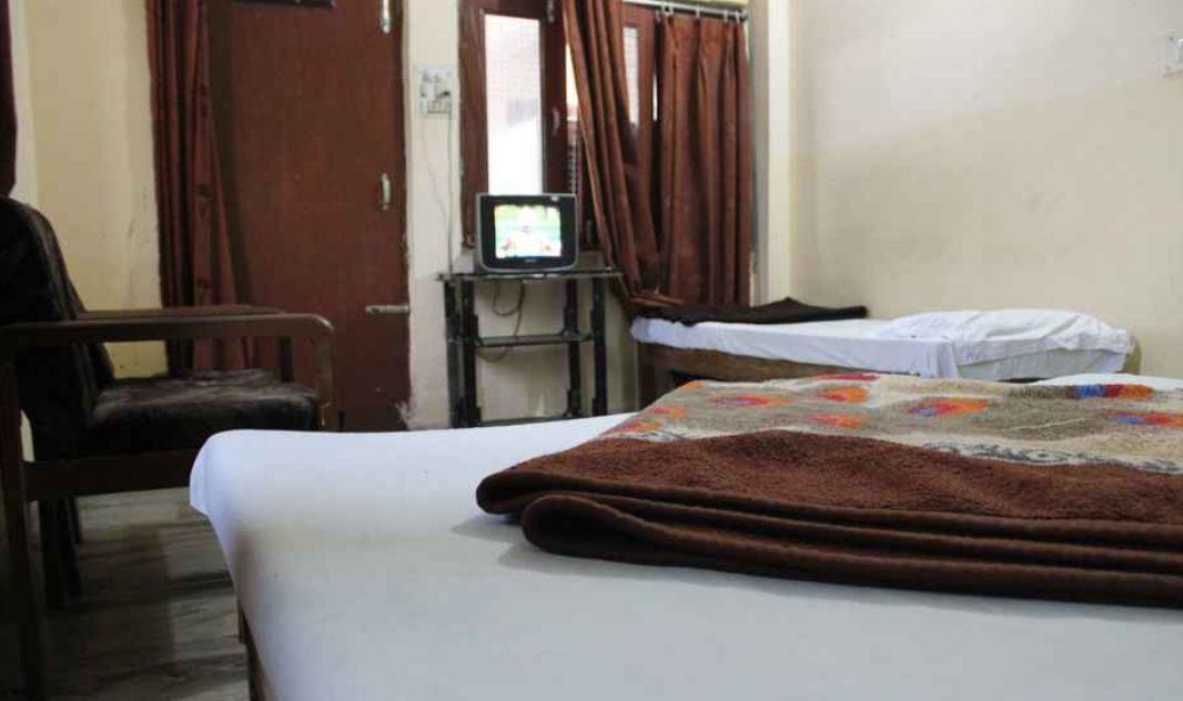 Hotel Vardaan Kankhal エクステリア 写真