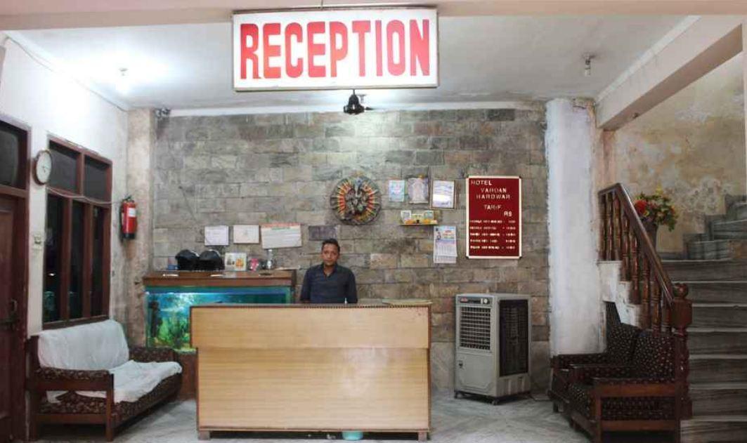 Hotel Vardaan Kankhal エクステリア 写真